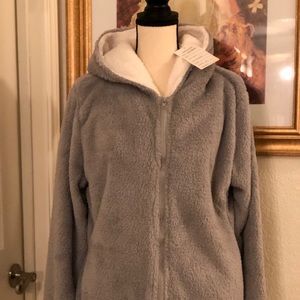 Leo Rosie Woman’s Ivanna Sherpa Hoodie.